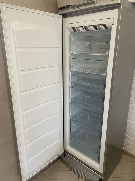 Морозильна камера