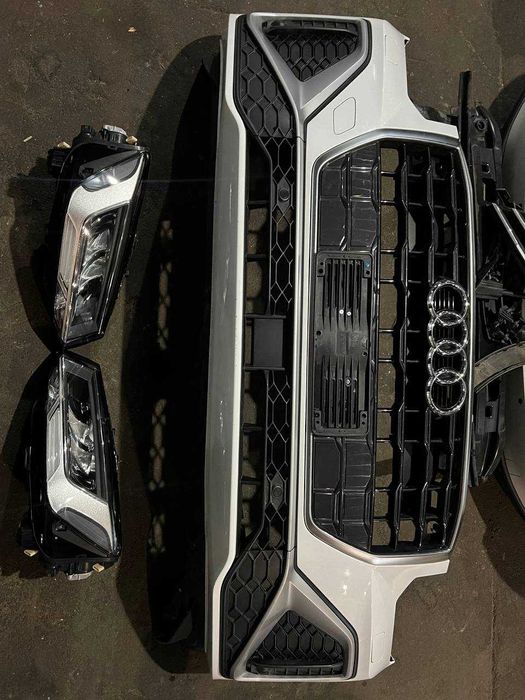 Бампер Audi Q2 81A Фары Решётка Ауді ку2 Оптика Фари Фонари Ауди Радар