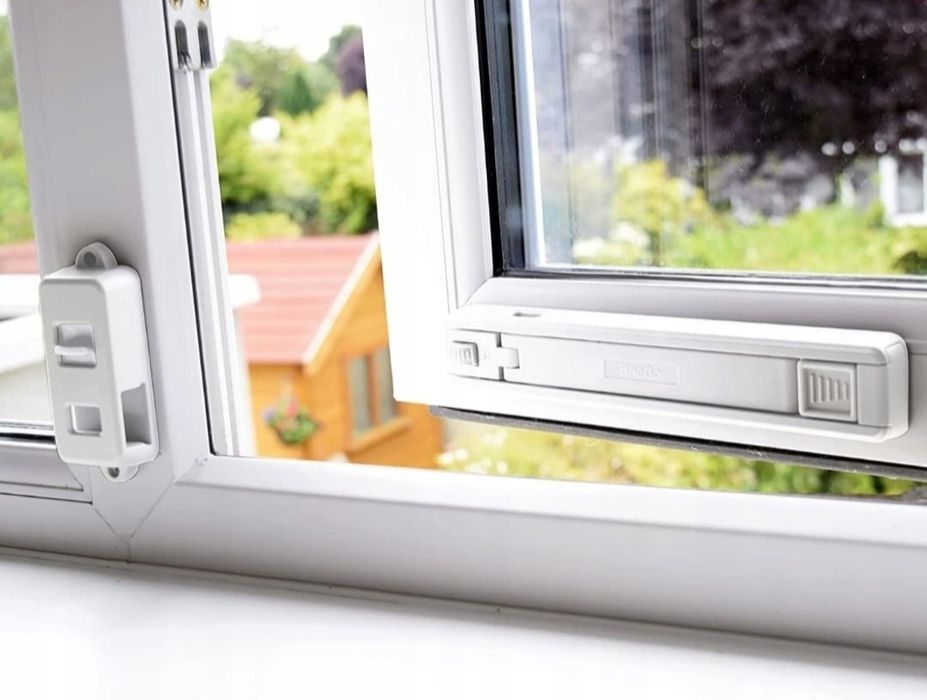 Zabezpieczenia przed dziećmi do ram okiennych