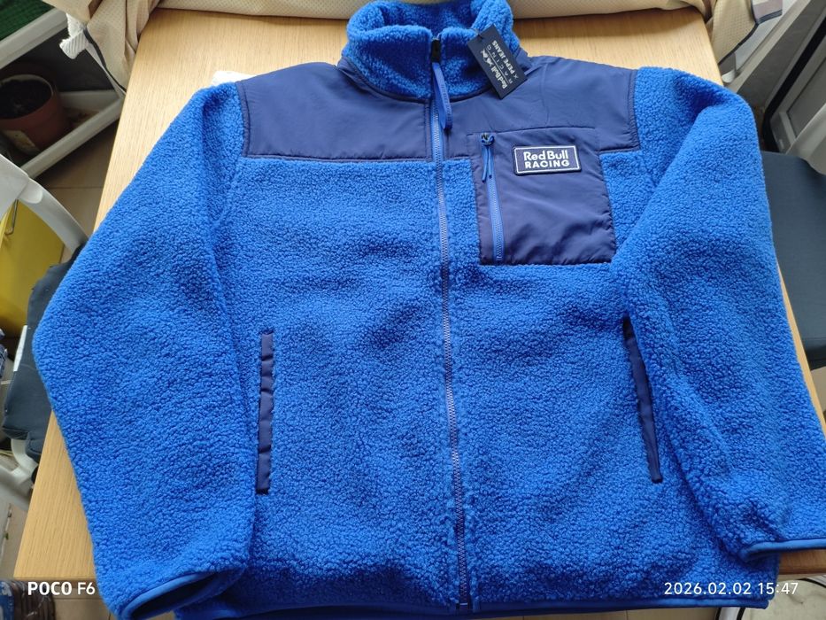 Casaco XL  Red Bull Racing X Pepe Jeans 
3.8
3.8 de 5 estrelas
(4)
S