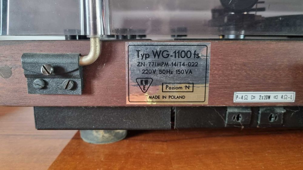 Gramofon Unitra Daniel WG 1100 fs ze wzmacniaczem uszkodzony