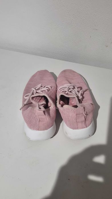 Sapatilhas/ ténis básicos rosa