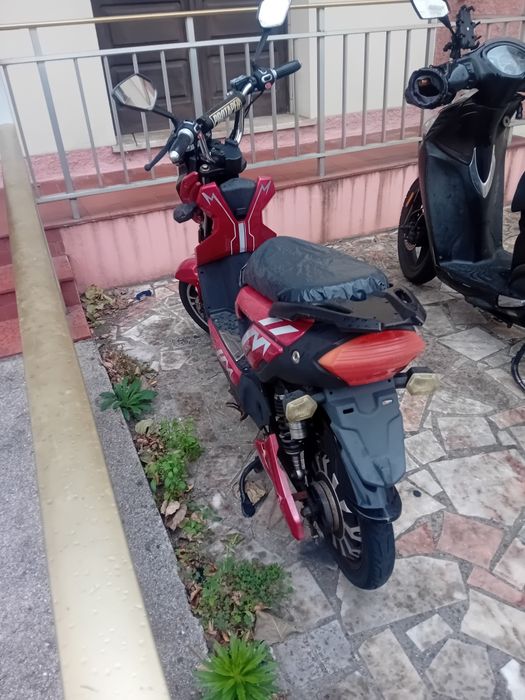 Mota elétrica em perfeito estado é pegar e andar