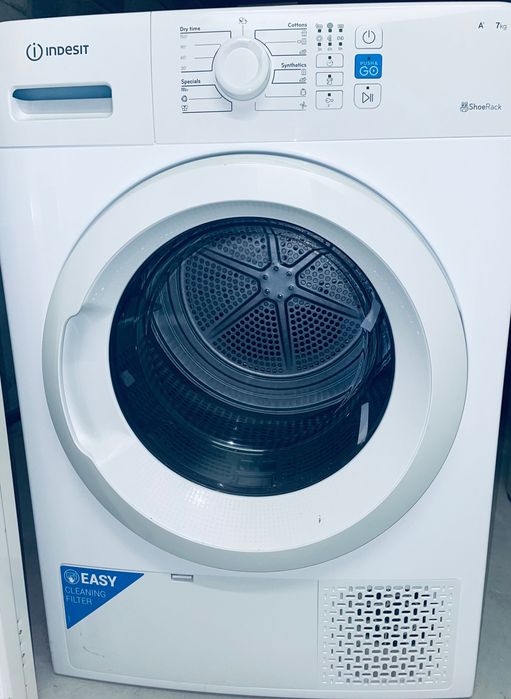 Máquina de Secar Roupa Indesit 7kg Bomba de Calor A+ – Como Nova (3 utilizações)
