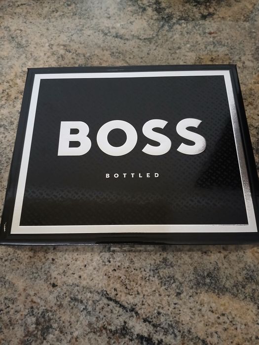 Frasco Perfume Vazio Com Caixa "Hugo Boss"