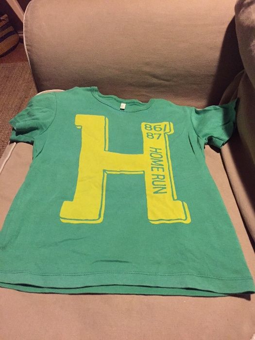 3 t-shirts Benetton 7 8 anos