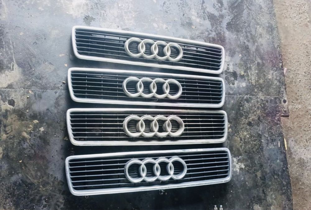 Решітка Радіатора до Audi Ауді 80/90 В4.
