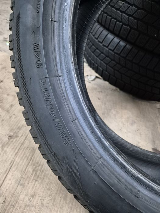 Шини 225/45/17, Bridgestone,  (357)