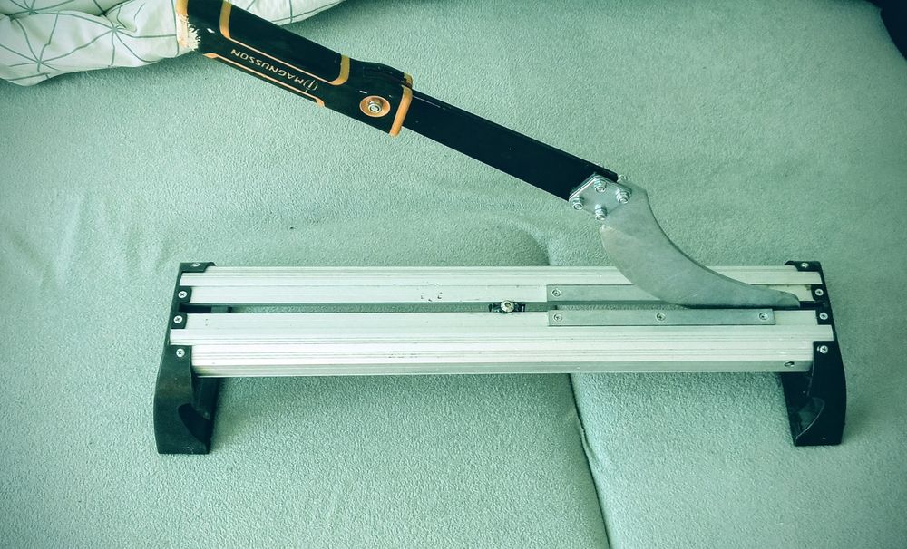 Gilotyna do paneli winylowych