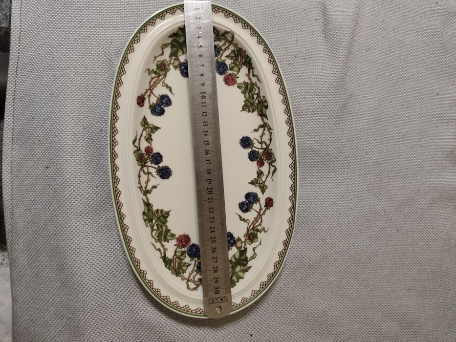 Блюдо Goebel Brombeere (Ежевика).