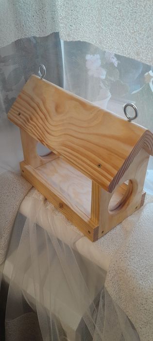 Годівнички для птахів