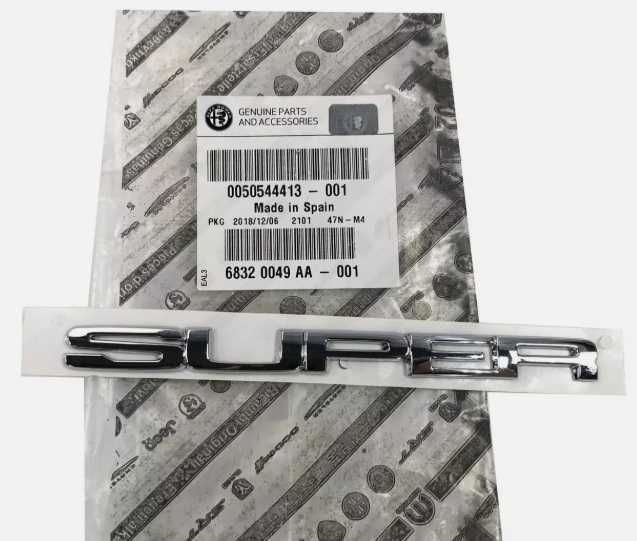 Emblemat znaczek Alfa Romeo Giulia "Super" - Oryginał Nowy Mopar