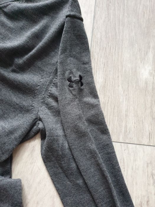 Sweter Under Armour szary L