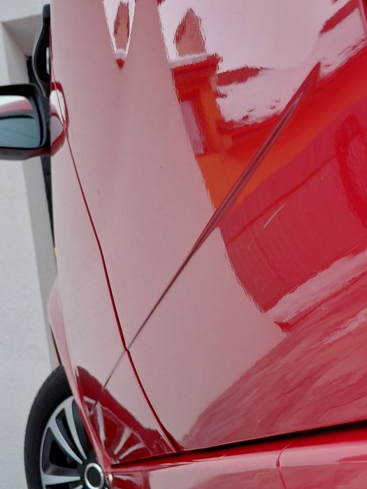 Продаєця Dacia Sandero 1.4 бензин 2009 рік