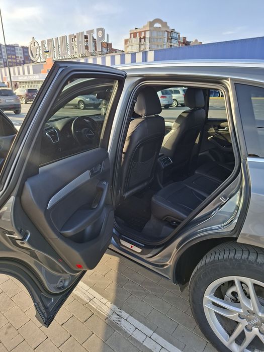 Audi Q5 2016 VIN WA1M2AFP8HA007137 фото оголошення 11 з 23