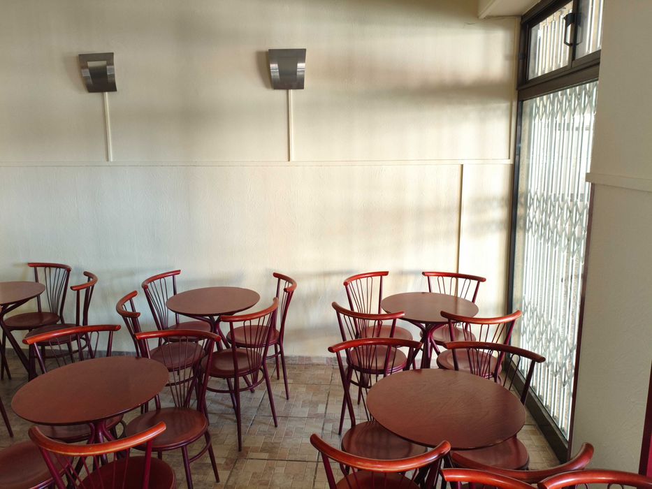 Vende-se Espaço Comercial na Urbanização do Loreto em Coimbra