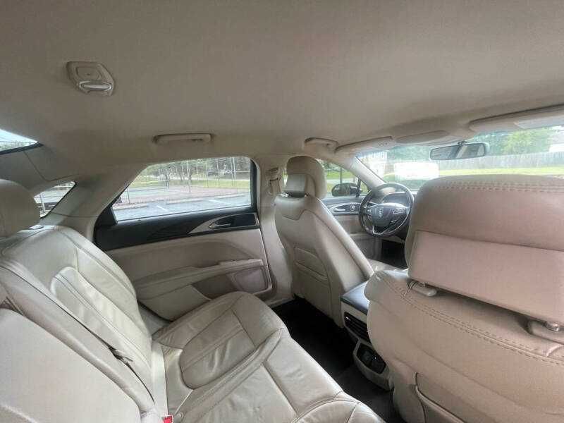 2017 Lincoln MKZ Hybrid