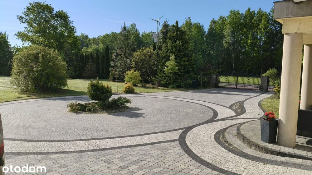 Komfortowy dom z ogrodem