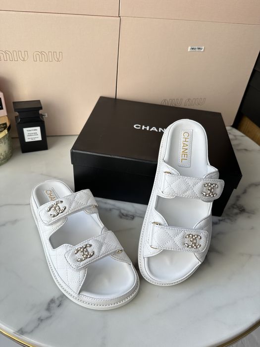 Koapki Chanel White Leather