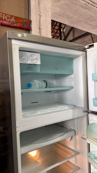 Frigorífico HOTPOINT
