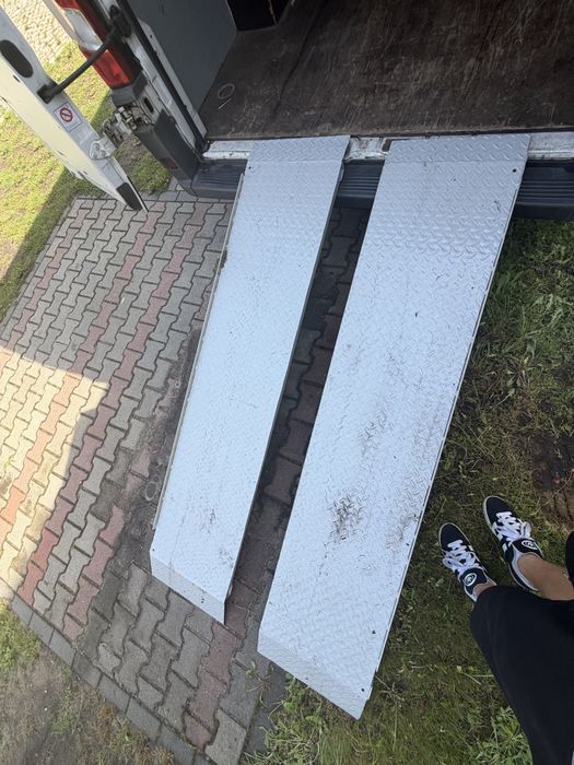 Najazd/Rampa załadunkowa