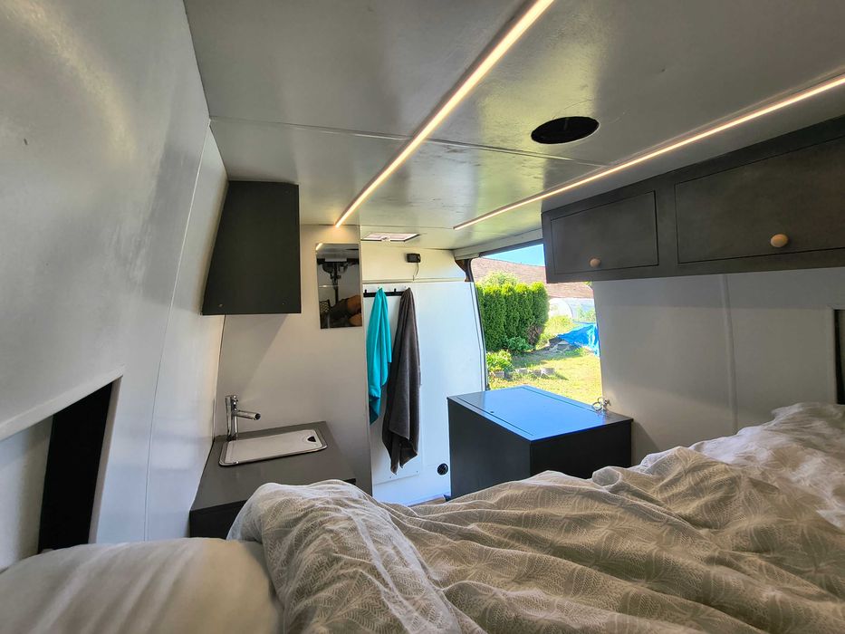 Kampervan stealth Renault Master