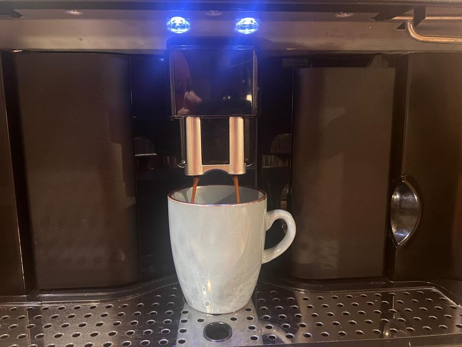 Pilnie Ekspres SMEG do zabudowy jak nowy