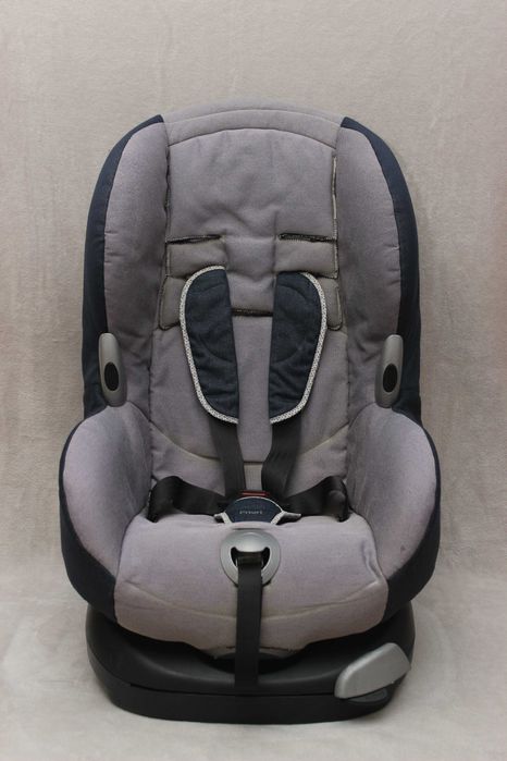 Дитяче автокрісло Maxi-Cosi Priori XP (9-18 кг) вживане