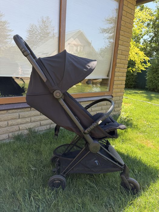 Прогулянкова коляска Cybex Coya Matt Black