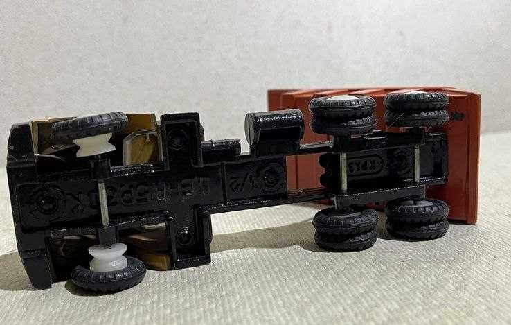 Модель автомобиля КрАЗ