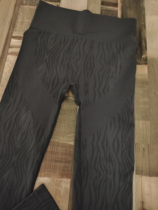 Nowe getry legginsy r.S