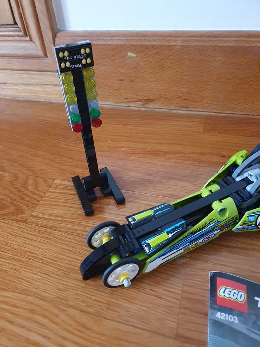 Lego Technic Dragster 42103