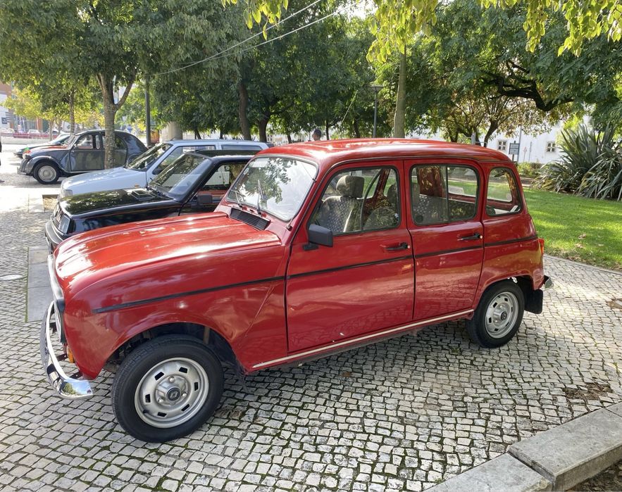 Renault 4L Certificada