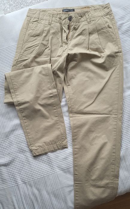 Spodnie typu chino