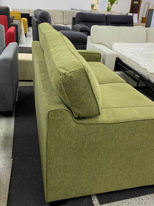 Sofá-cama com mecanismo de abertura italiano