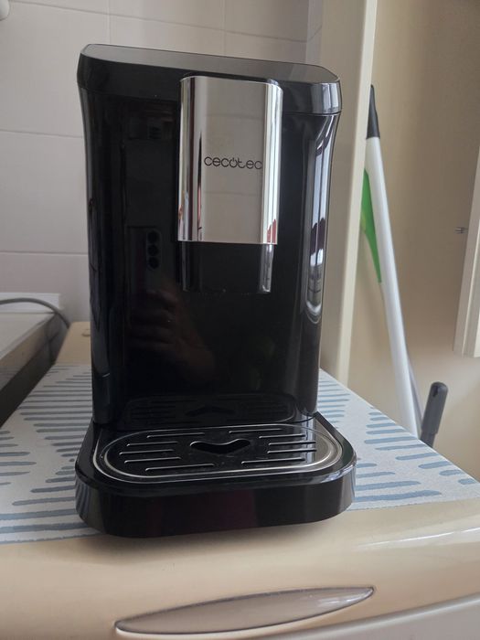 Máquina de café  Cecotec - AVARIADA