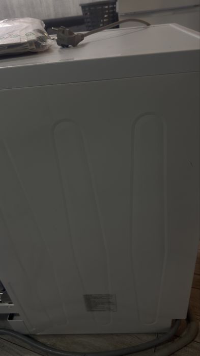 Посудомийна машина BEKO DFS05012W