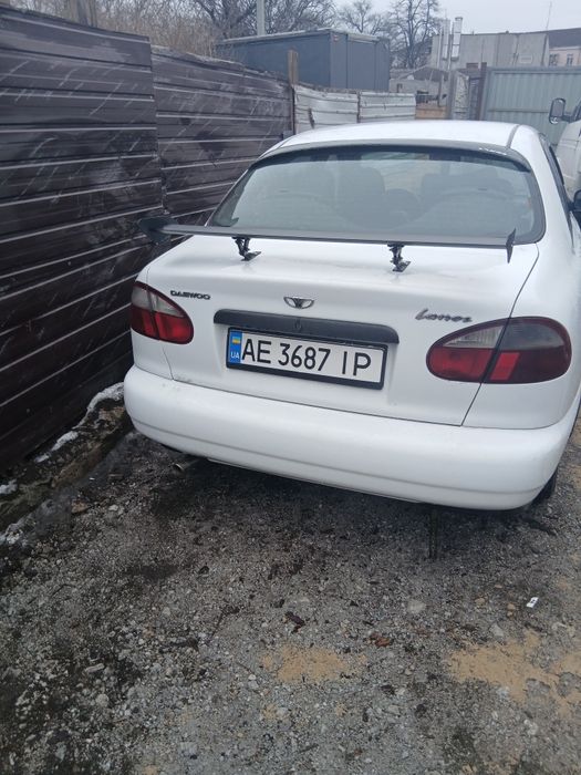 Прадам или обминяю ланос