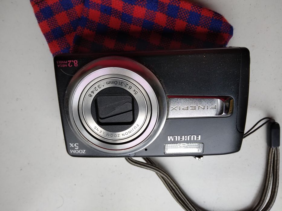 Fotoaparat Finepix J50