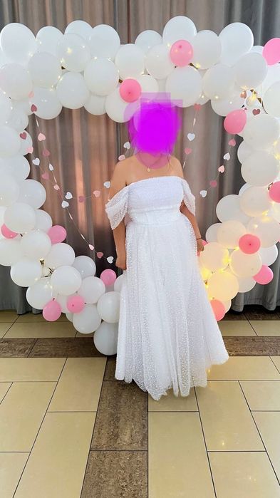 Suknia ślubna używana rozmiar 42 -44