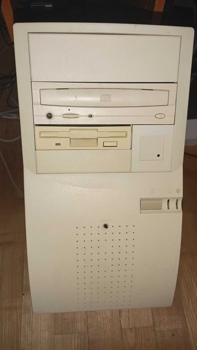 Топовый ретро ПК Pentium 233MMX / 32Mb SIMM EDO / 4.3Gb HDD / 4Mb PCI