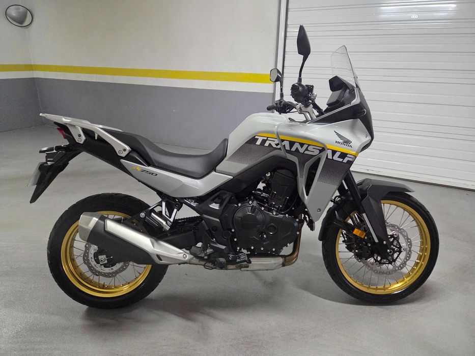 Honda Transalp750, 2026, 460km, igual a nova e garantia Honda até 04/2029