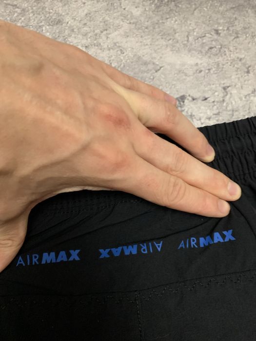 Нейлонові штани карго Nike Airmax