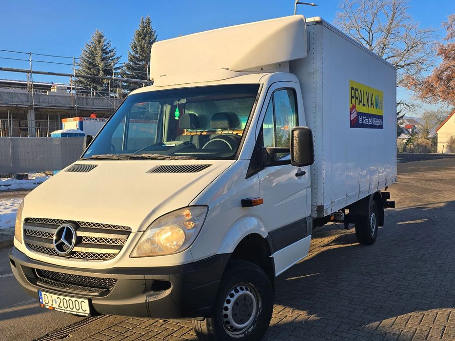 Mercedes-Benz Sprinter  Sprinter 4x4 Kontener Winda w ciągłej eksploatacji