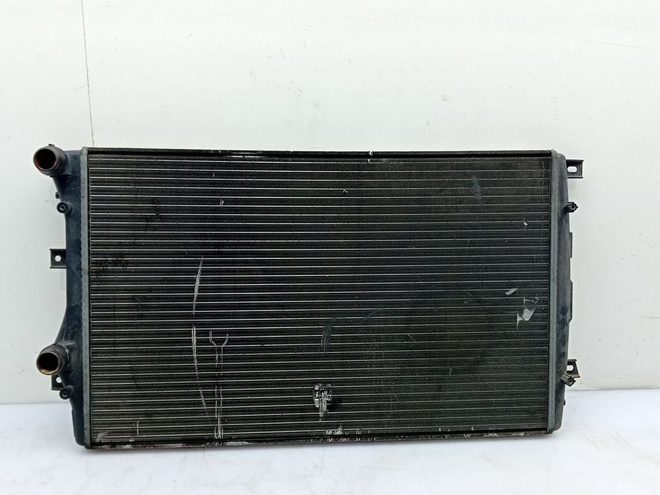 Radiador de água VOLKSWAGEN Golf V (1K1)