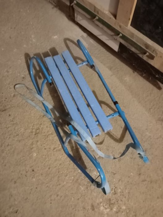 Metalowe sanki  używane