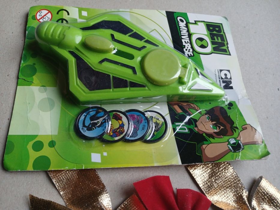 Ben 10 wyrzutnia dyski zestaw