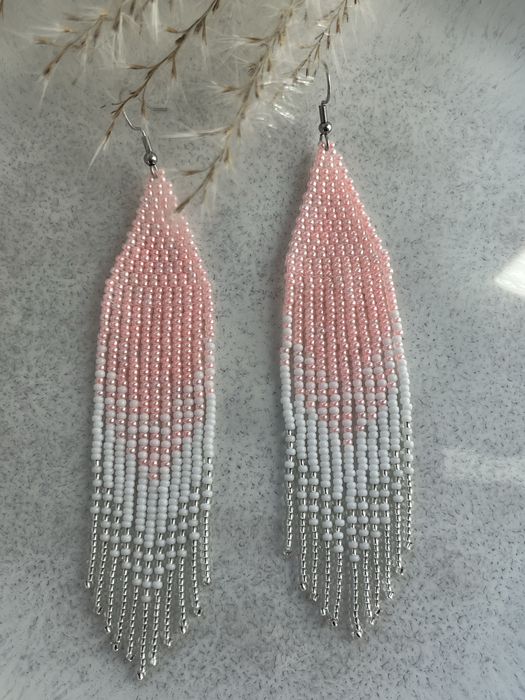 Kolczyki z japońskich koralików.