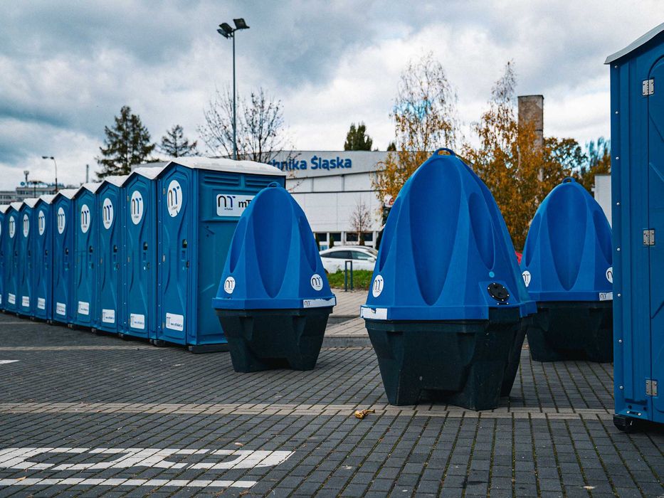Toaleta przenośna wynajem toalety toalet kabina wc na budowę imprezę
