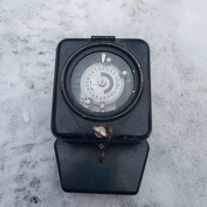 Stary Zegar sterujący prądu DDR Niemiecki  Berlin